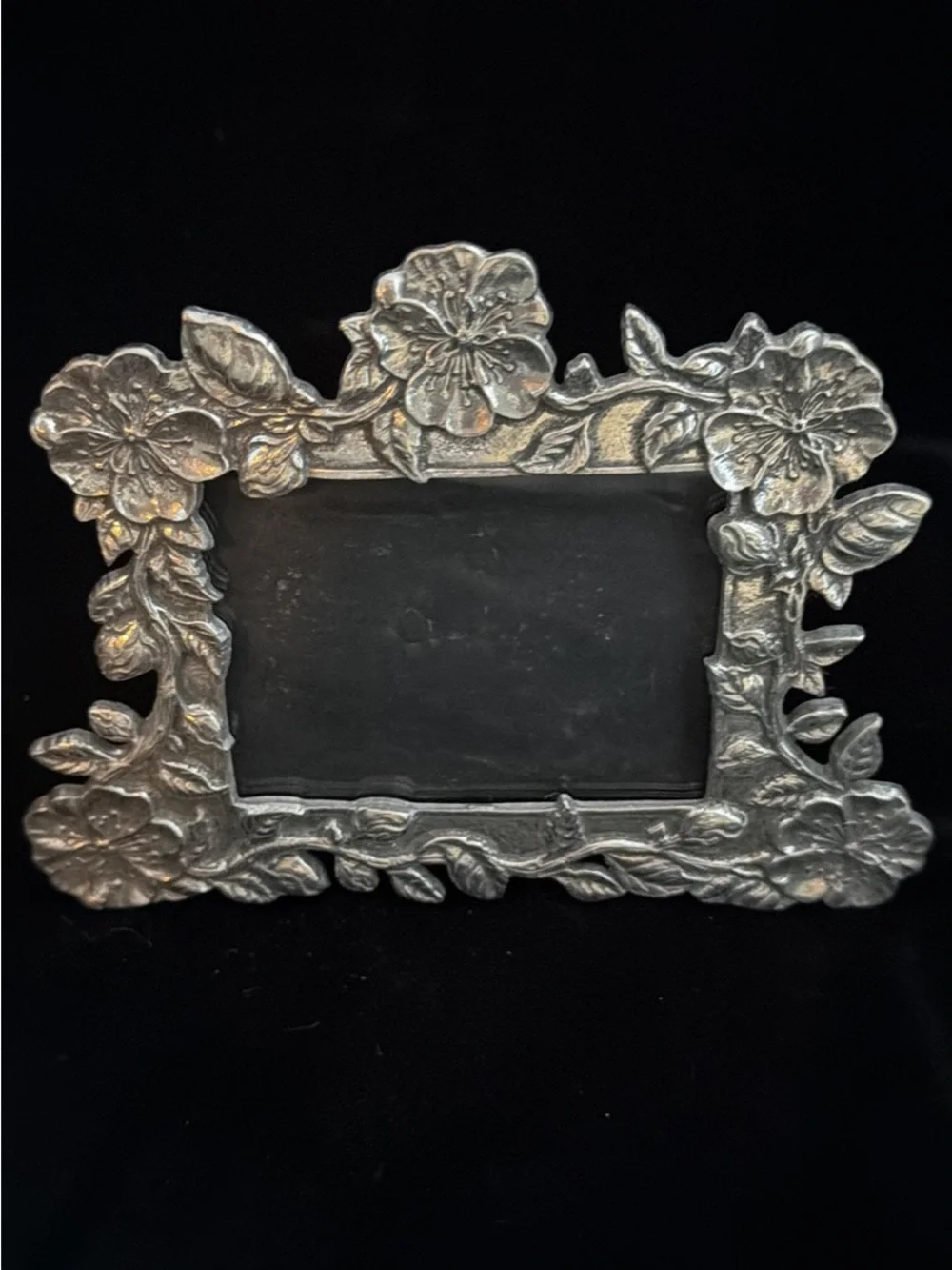 Kirk Stiff Floral Embossed Decorative Picture Frame - Pewter